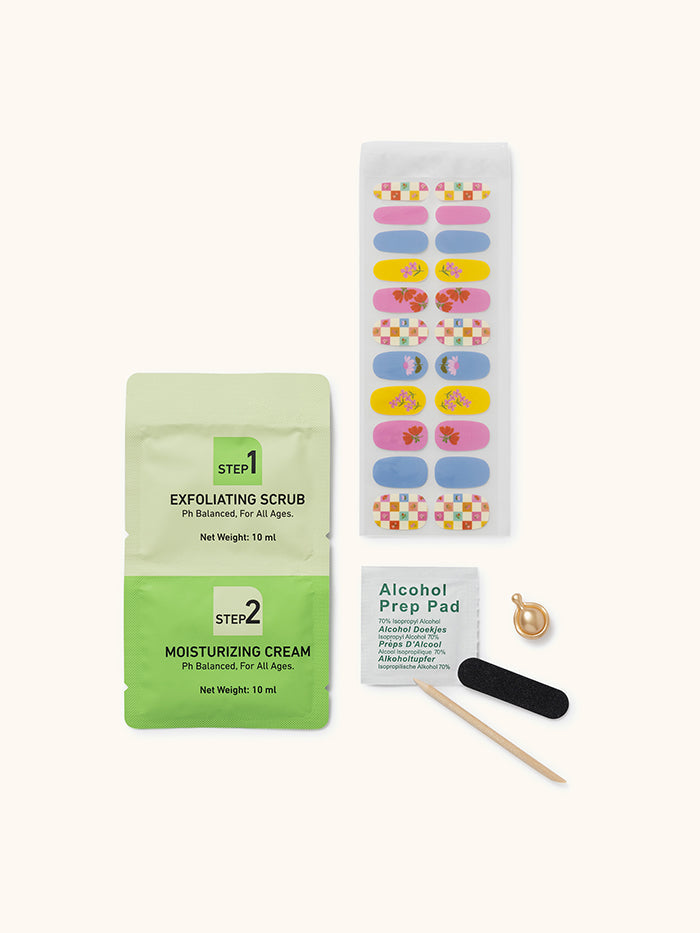 Checkerboard Blooms Hand & Nail Spa Kit
